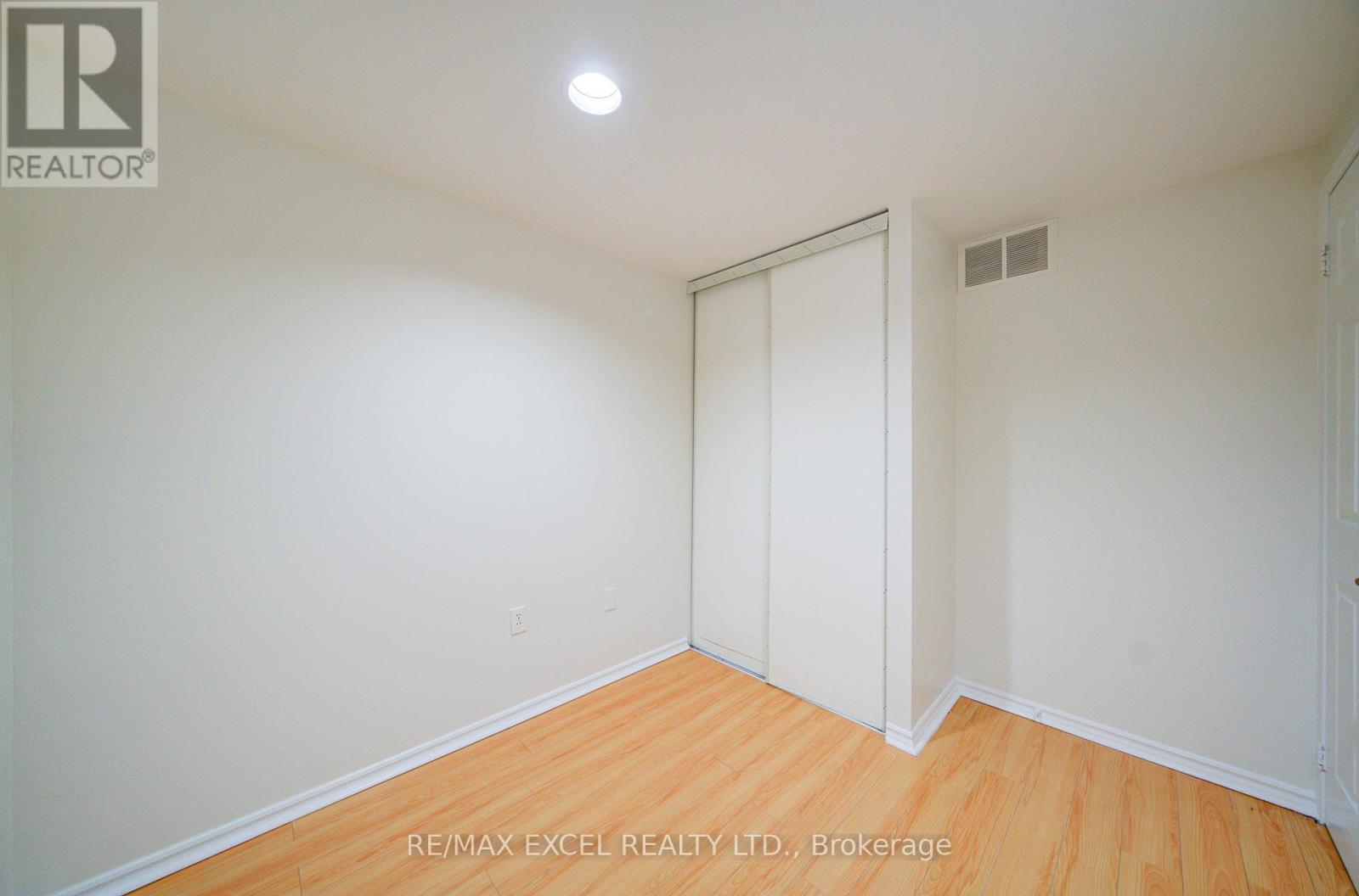 23 Tangmere Crescent, Markham, Ontario  L3R 6Z1 - Photo 42 - N12922170