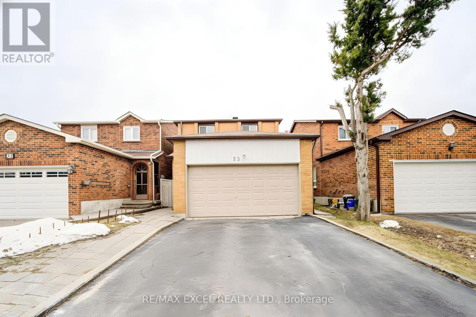 23 Tangmere Crescent, Markham, Ontario  L3R 6Z1 - Photo 2 - N12922170