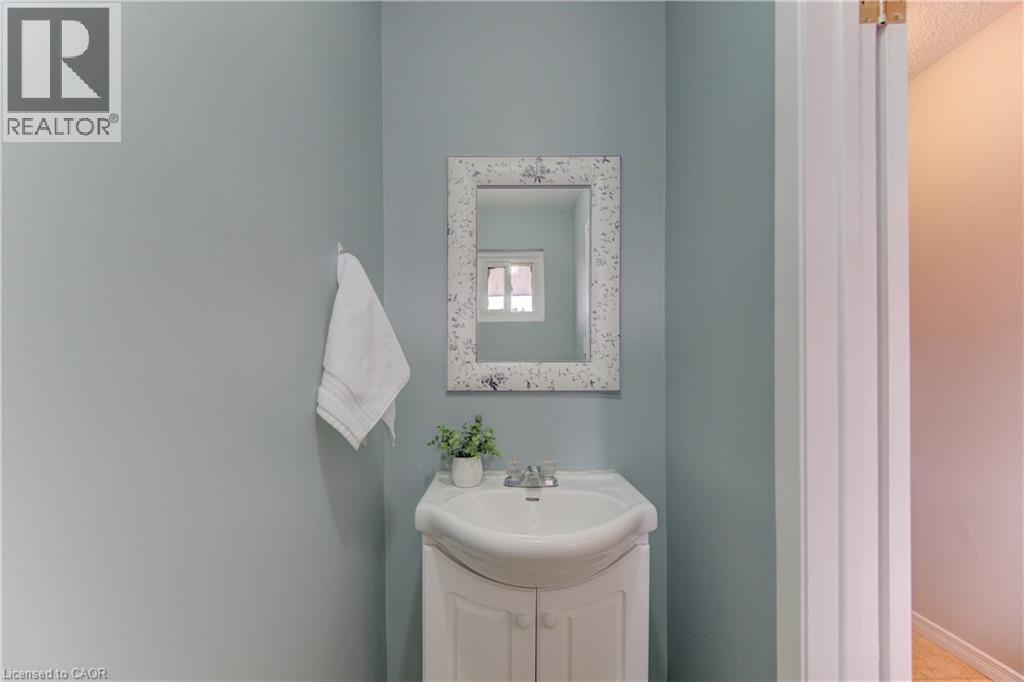 302 Bluevale Street N Unit# C, Waterloo, Ontario  N2J 4G3 - Photo 7 - 40815049