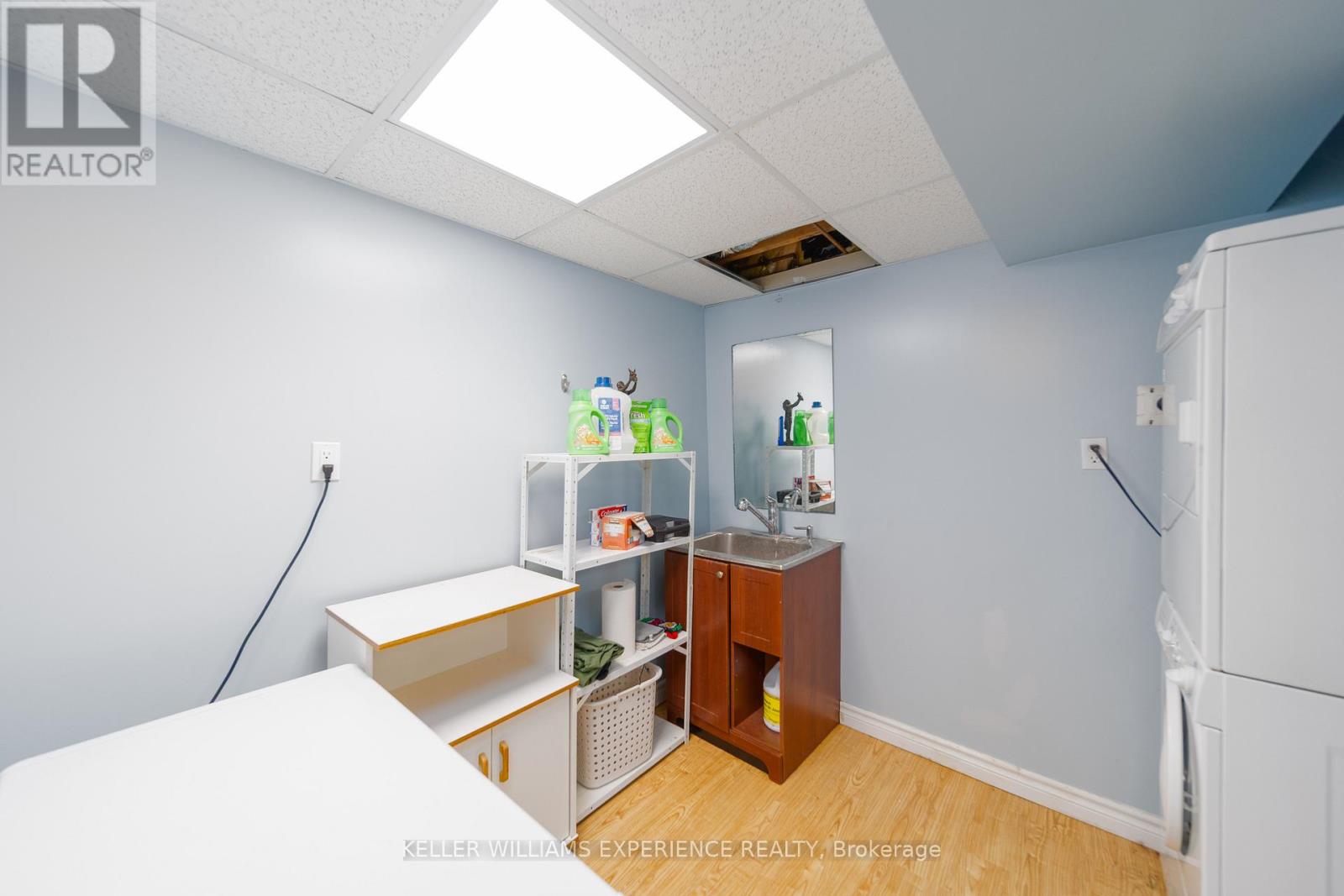 599 Walpole Crescent, Newmarket (Stonehaven-Wyndham), Ontario  L3X 2B5 - Photo 22 - N12925378