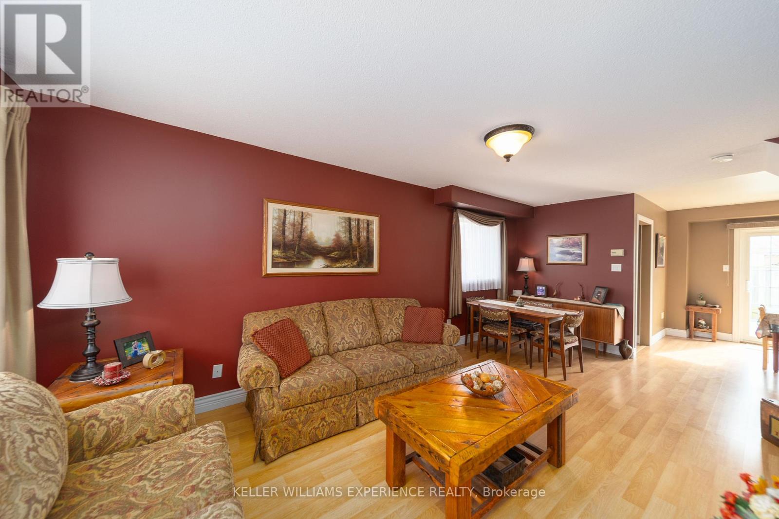 48 Basswood Drive, Barrie, Ontario  L4N 9P2 - Photo 2 - S12926348