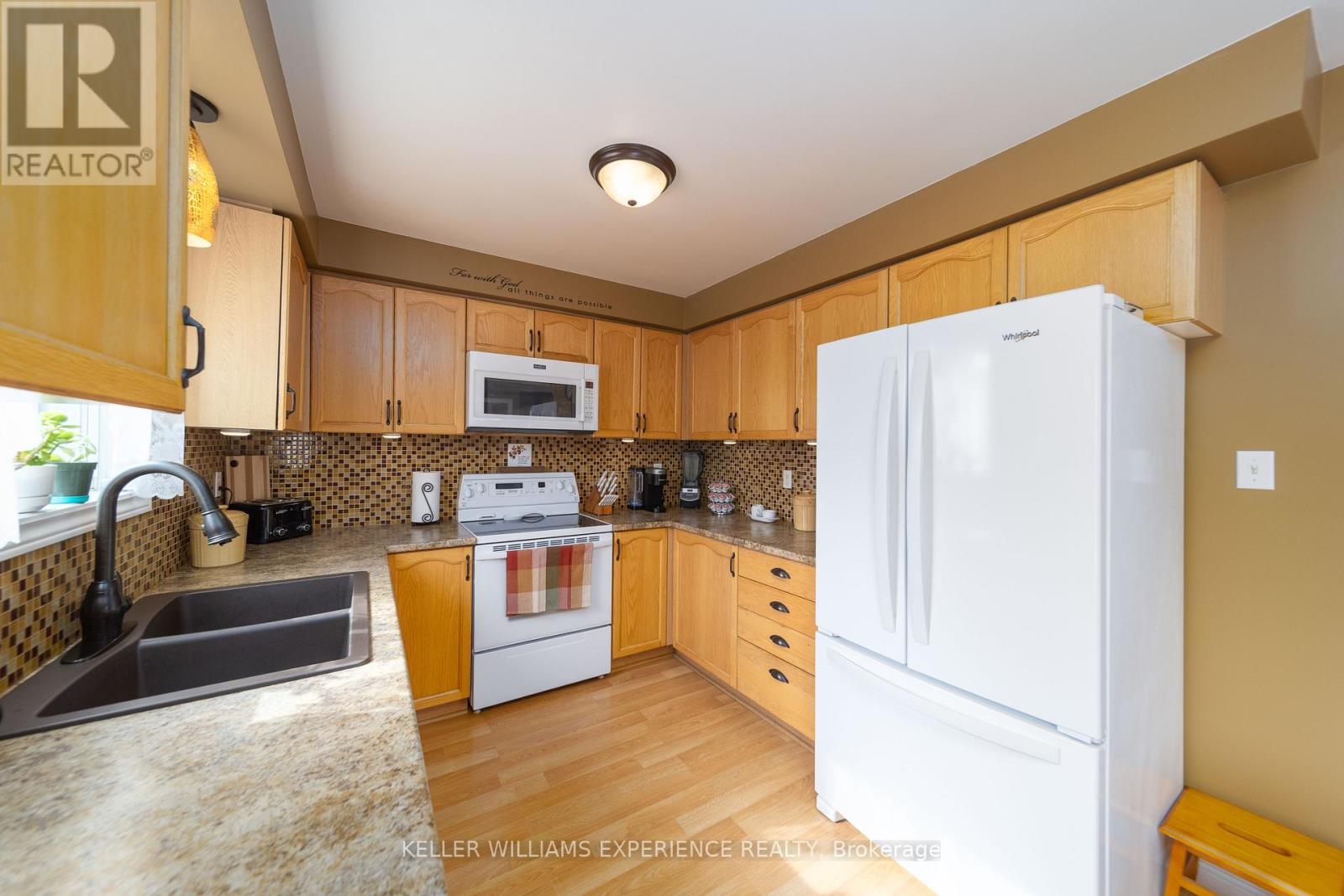 48 Basswood Drive, Barrie, Ontario  L4N 9P2 - Photo 8 - S12926348