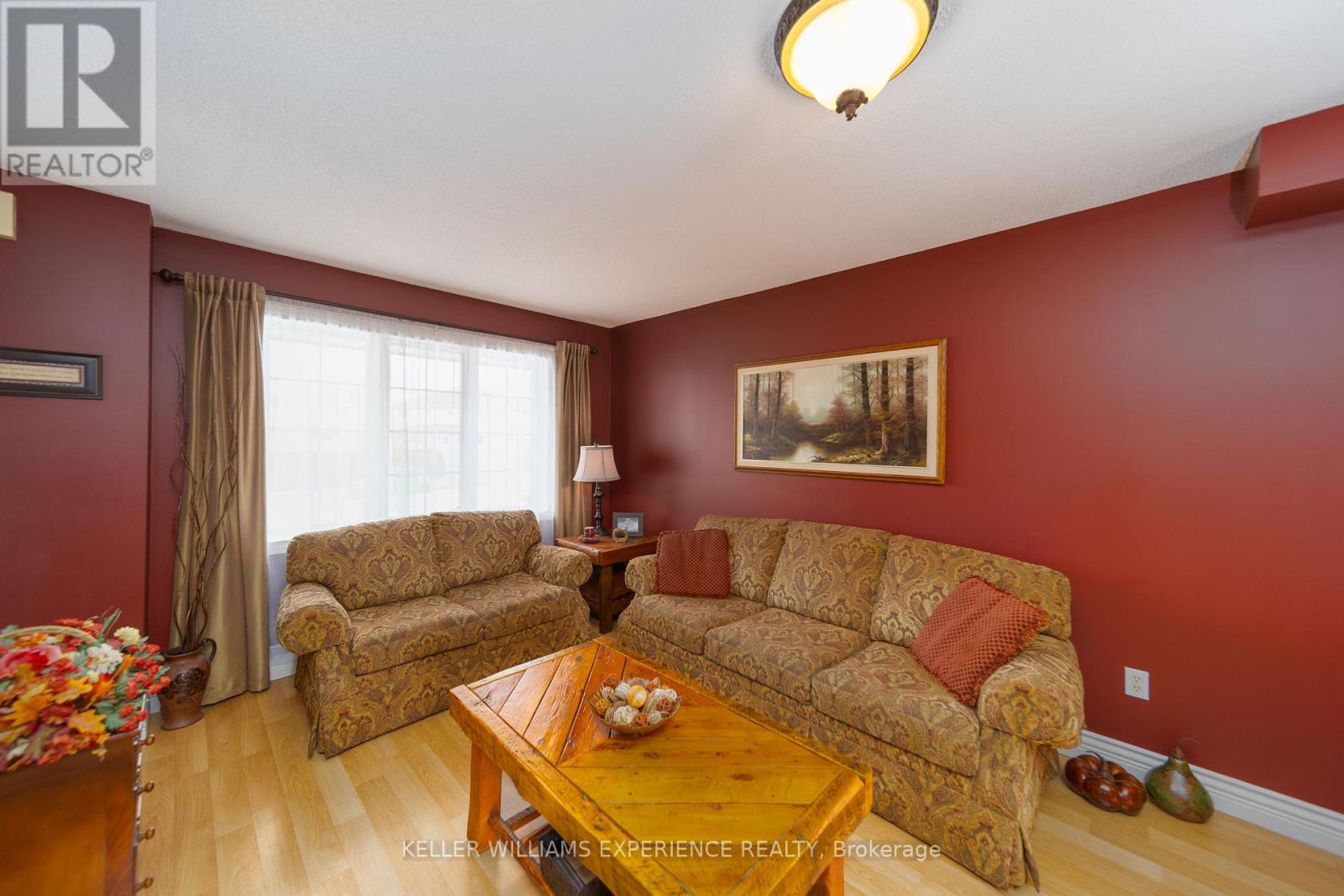 48 Basswood Drive, Barrie, Ontario  L4N 9P2 - Photo 3 - S12926348