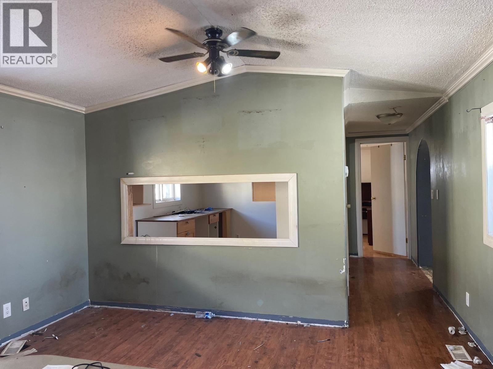 5244 44 Street, Fort Nelson, British Columbia  V0C 1R0 - Photo 11 - R3104184