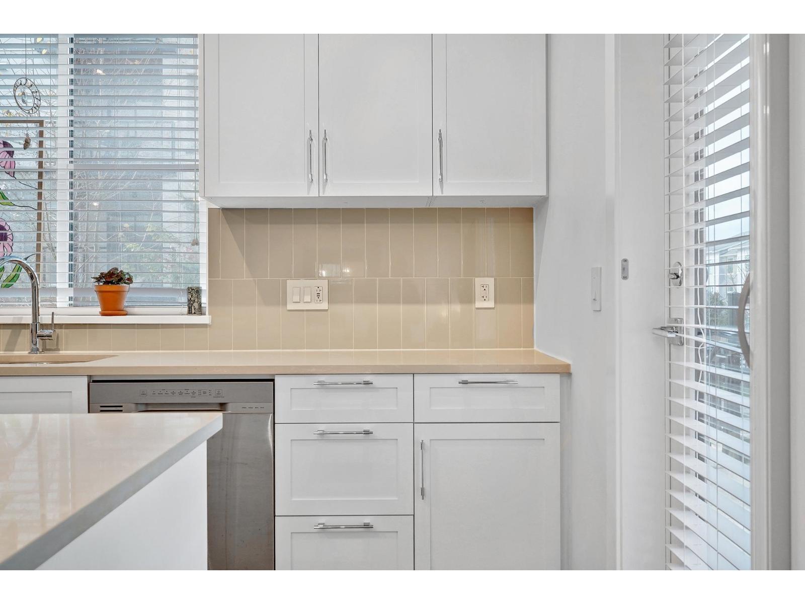 110 20356 72b Avenue, Langley, British Columbia  V2Y 4J9 - Photo 4 - R3101523