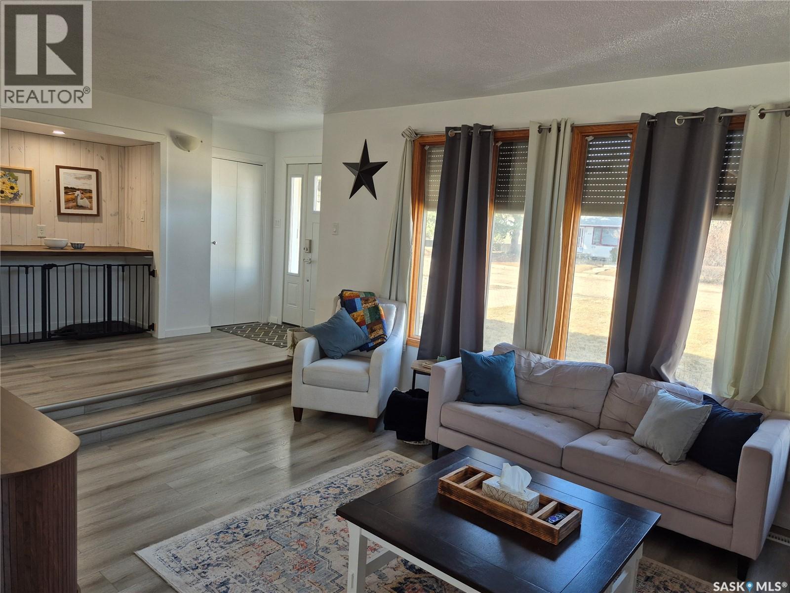 409 5th Avenue Se, Swift Current, Saskatchewan  S9H 3N5 - Photo 12 - SK031419