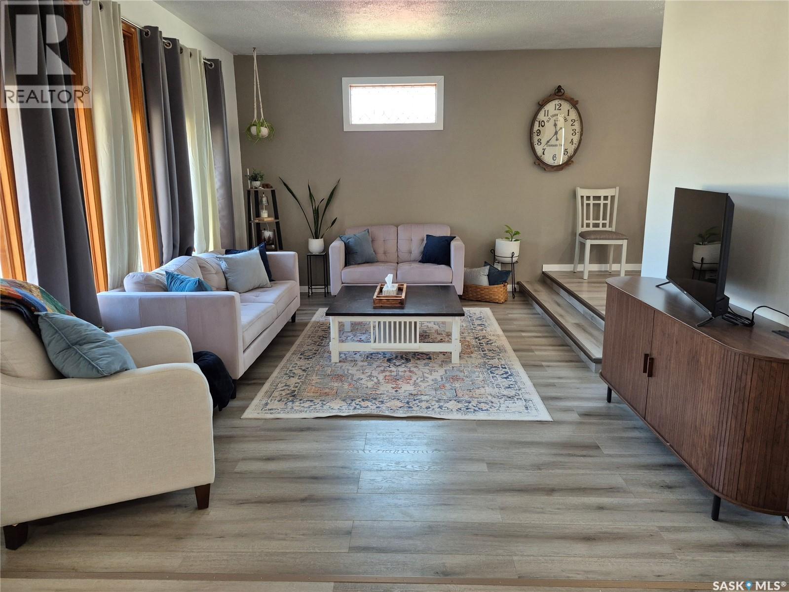 409 5th Avenue Se, Swift Current, Saskatchewan  S9H 3N5 - Photo 14 - SK031419