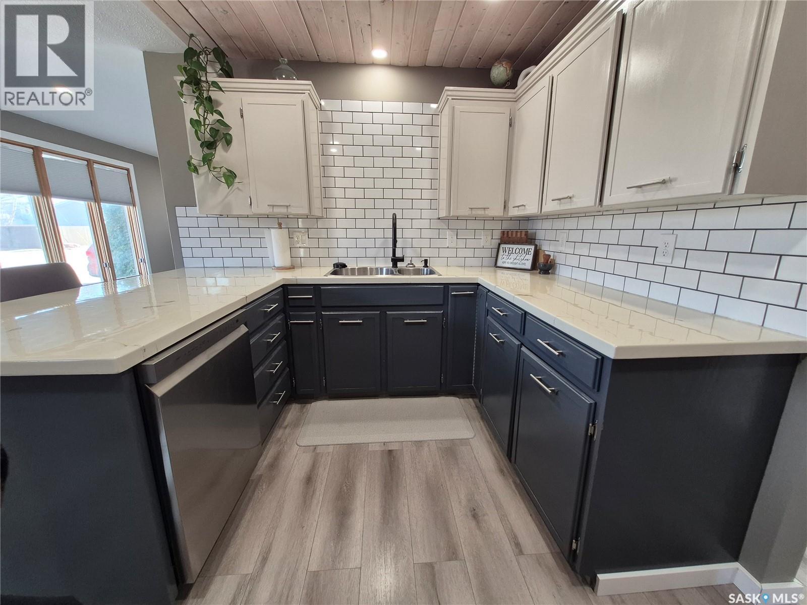 409 5th Avenue Se, Swift Current, Saskatchewan  S9H 3N5 - Photo 9 - SK031419