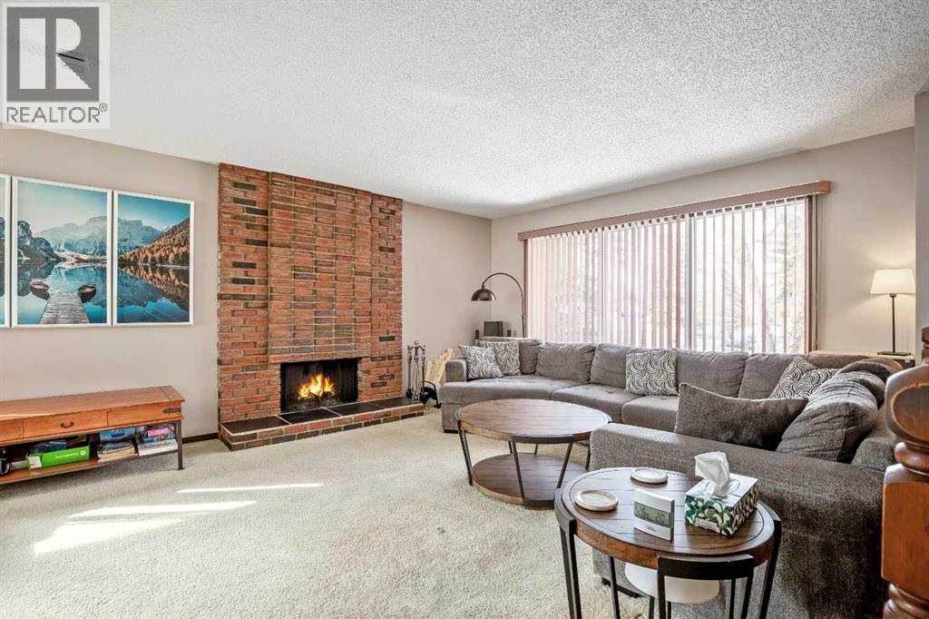 427 Queen Anne Way Se, Calgary, Alberta T2J 4R8 - Photo 4 - A2292763