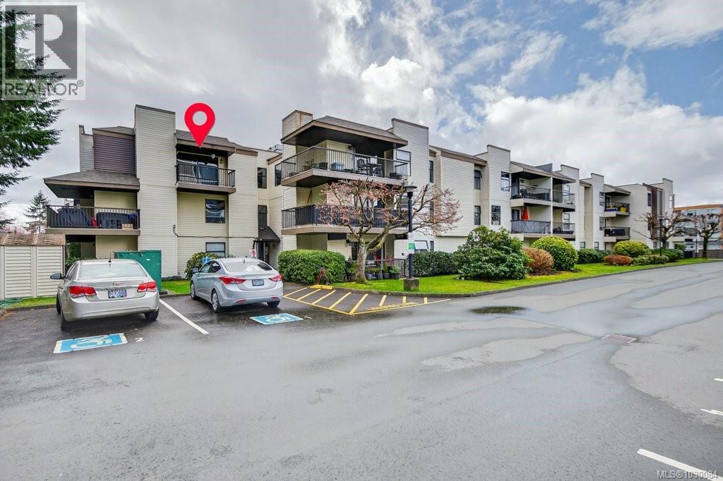 312 585 DOGWOOD St S, Campbell River, British Columbia