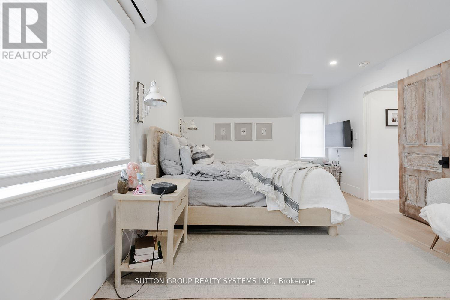 47 Nelson Street, Oakville (Br Bronte), Ontario  L6L 3H5 - Photo 20 - W12928744