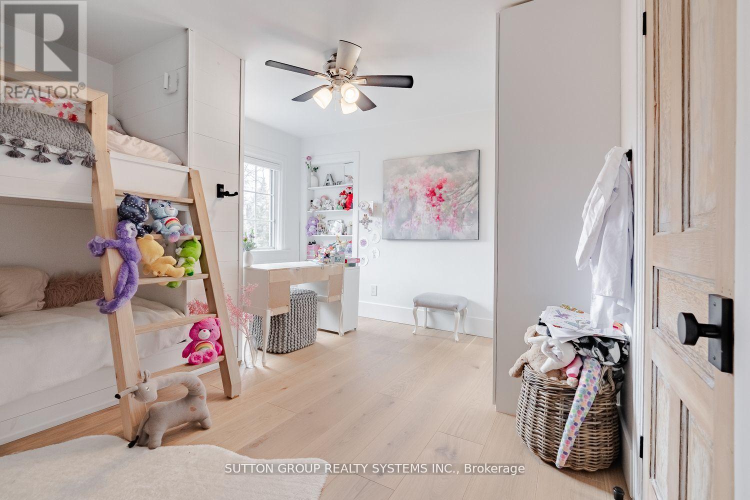 47 Nelson Street, Oakville (Br Bronte), Ontario  L6L 3H5 - Photo 24 - W12928744