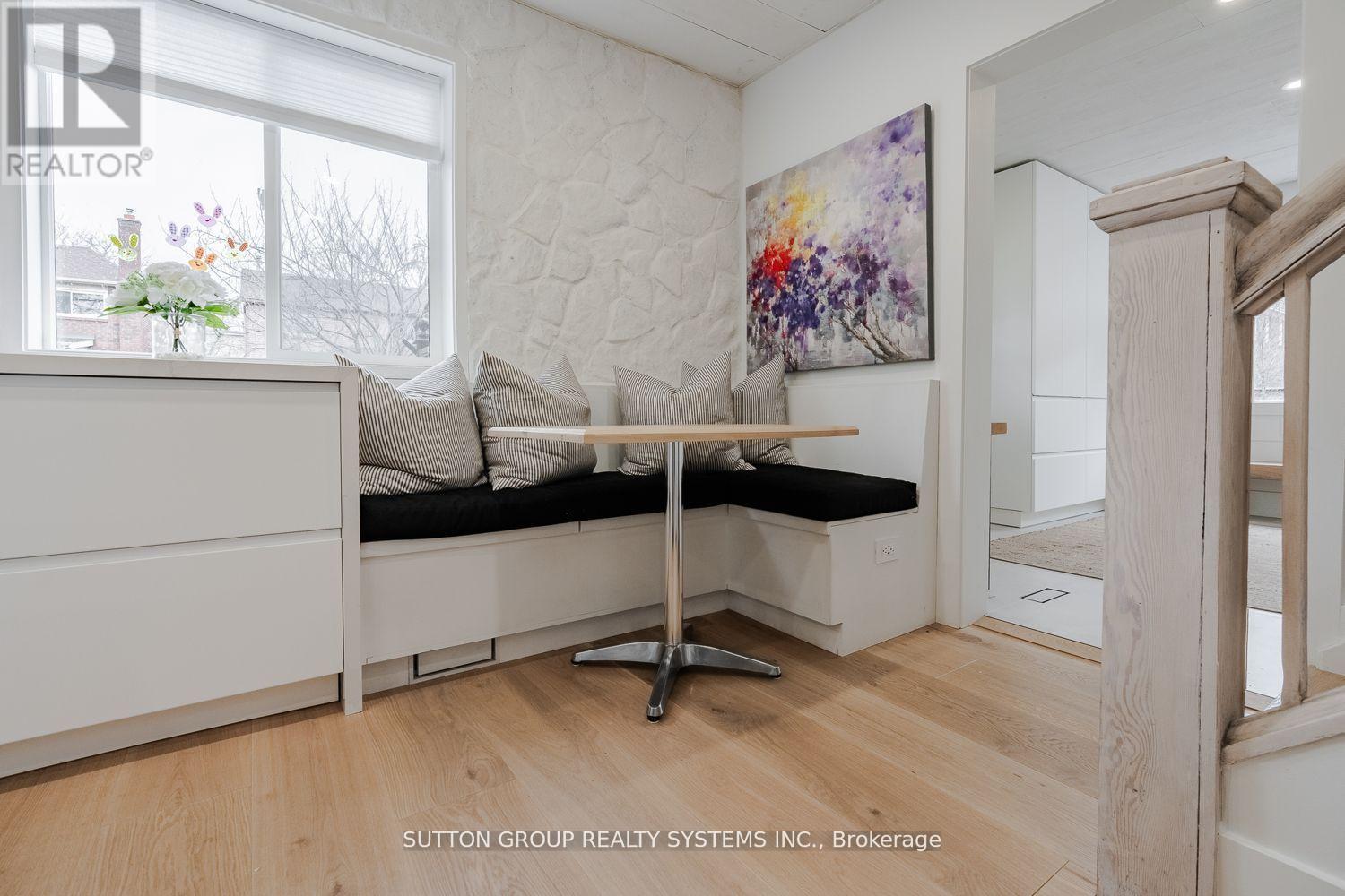 47 Nelson Street, Oakville (Br Bronte), Ontario  L6L 3H5 - Photo 6 - W12928744