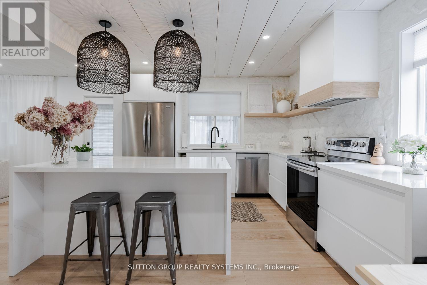 47 Nelson Street, Oakville (Br Bronte), Ontario  L6L 3H5 - Photo 8 - W12928744