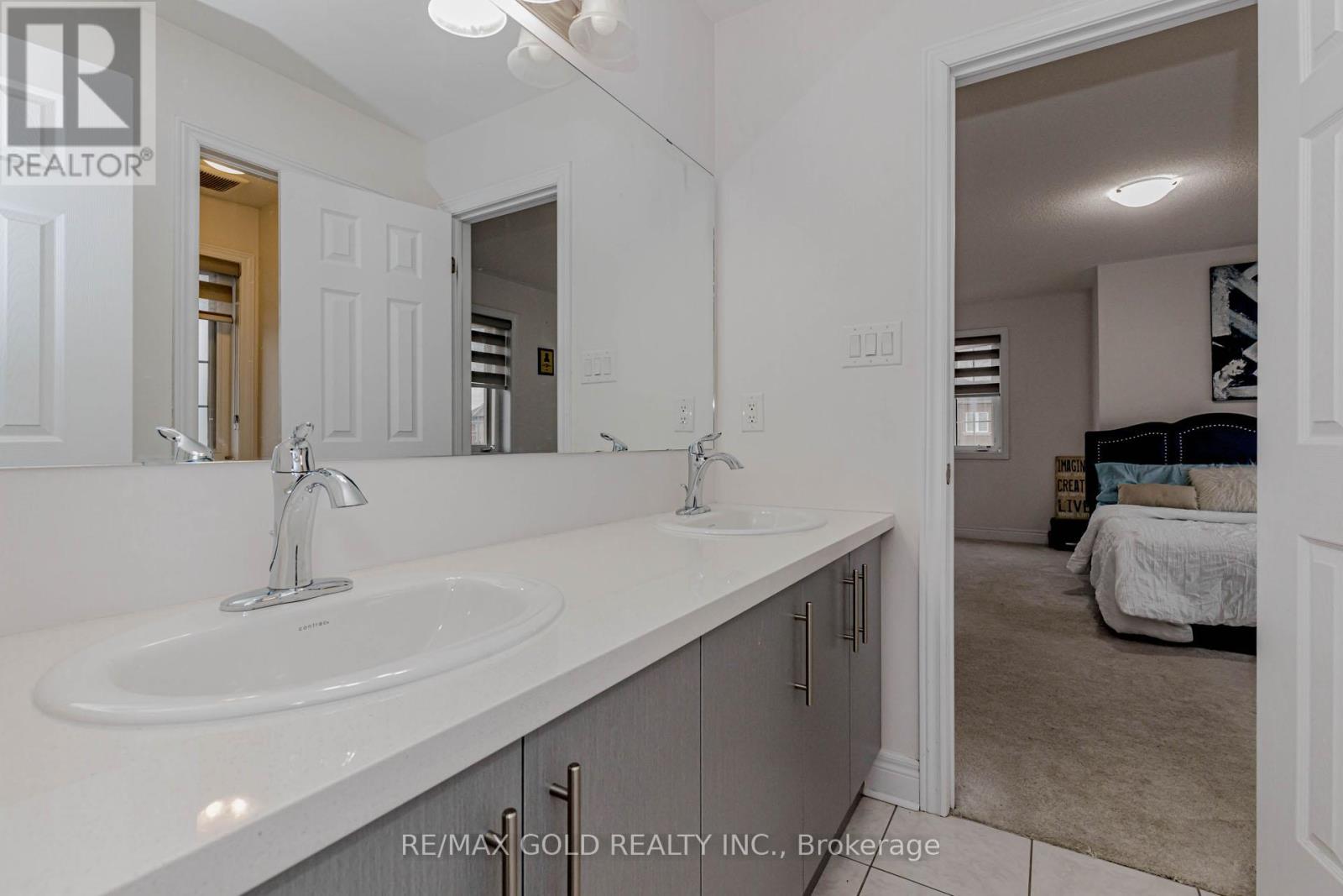 15351 Danby Road, Halton Hills, Ontario  L7G 0H6 - Photo 30 - W12928778