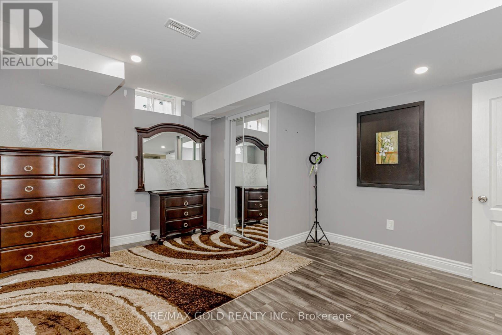 15351 Danby Road, Halton Hills, Ontario  L7G 0H6 - Photo 42 - W12928778