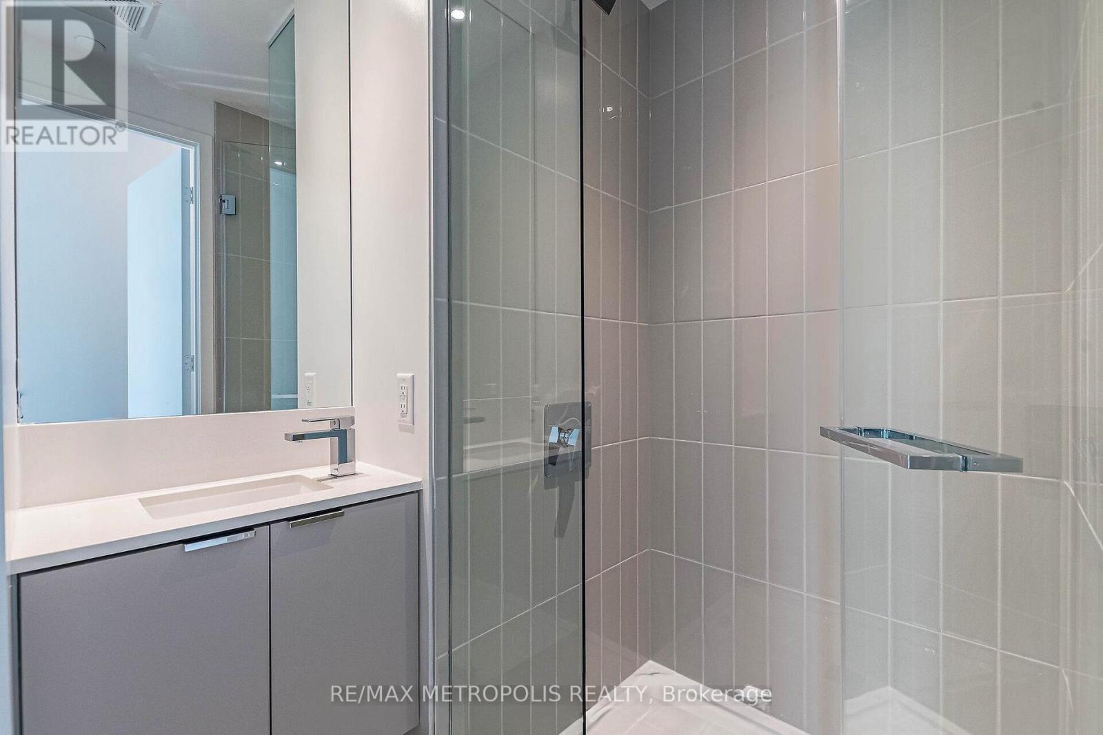 3807 - 3883 Quartz Road, Mississauga (City Centre), Ontario  L5B 0M4 - Photo 16 - W12928804