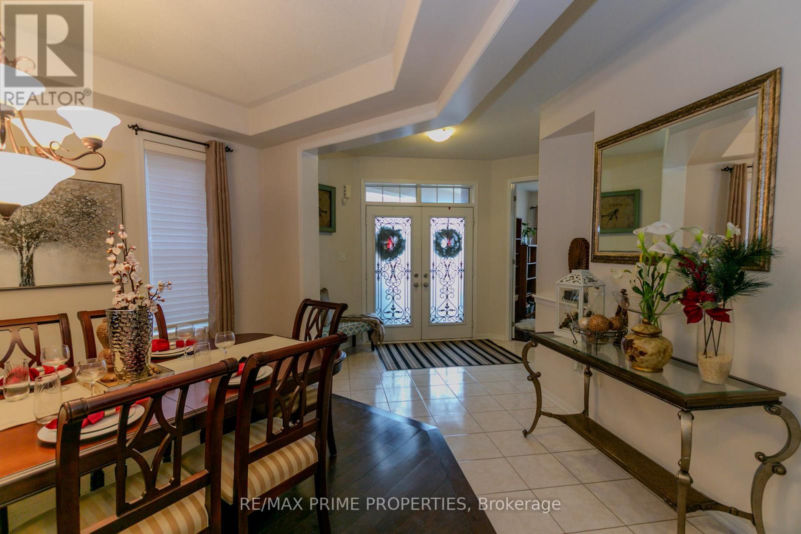 50 Gibbs Road, Brampton, Ontario  L7A 0Y5 - Photo 2 - W12928820