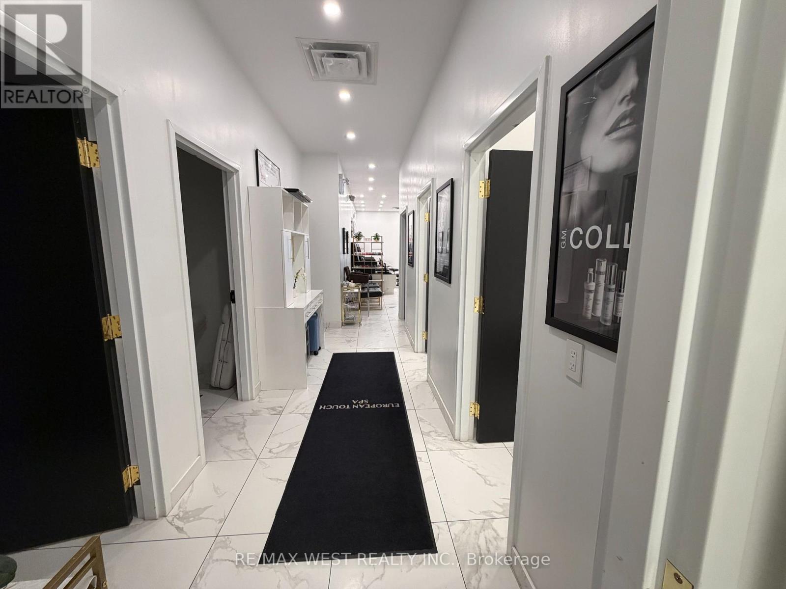 4 Rm#1 - 5027 Hurontario Street, Mississauga (Hurontario), Ontario  L4Z 3X6 - Photo 14 - W12928822