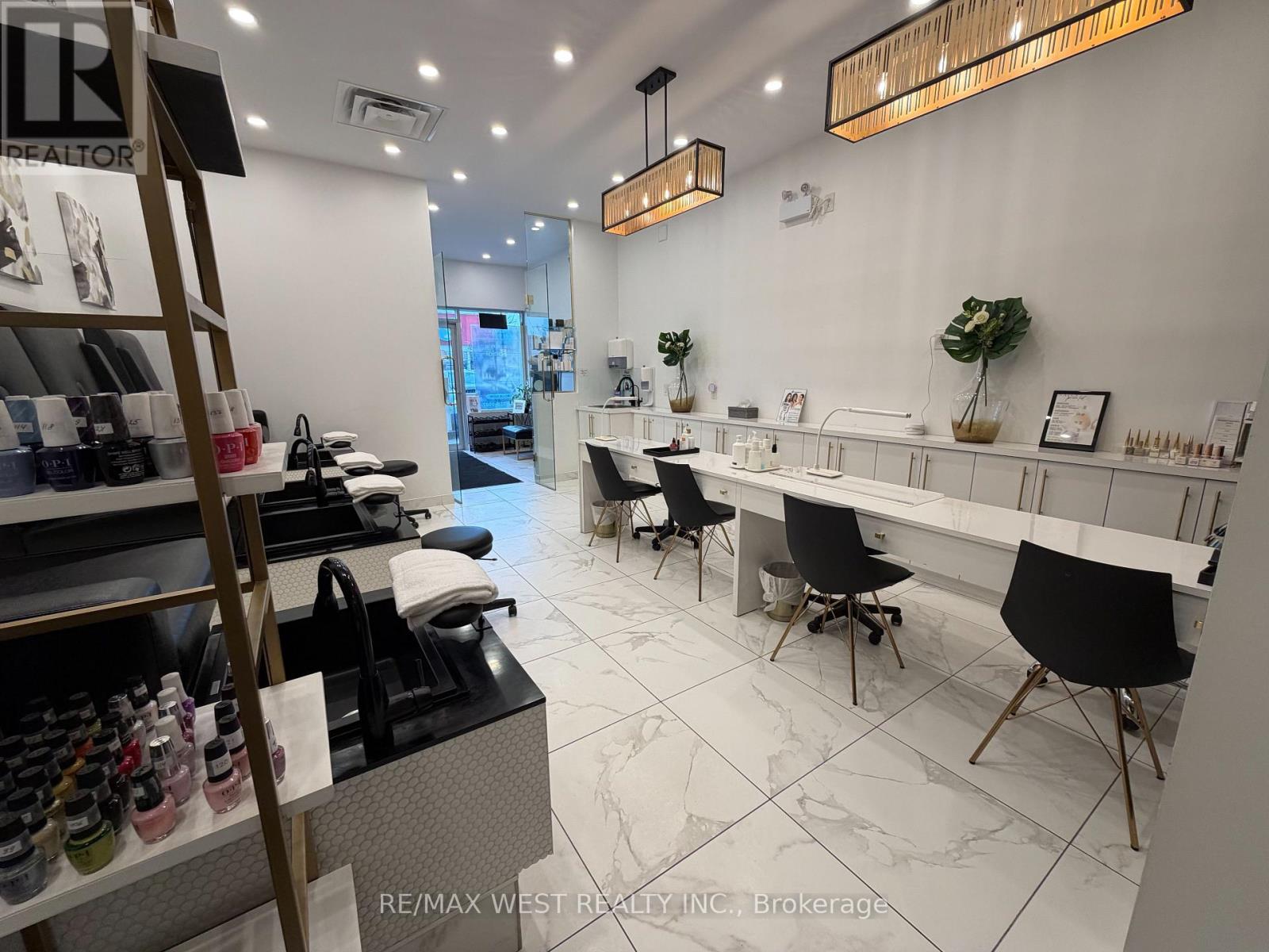 4 Rm#2 - 5027 Hurontario Street, Mississauga (Hurontario), Ontario  L4Z 3X6 - Photo 17 - W12928832