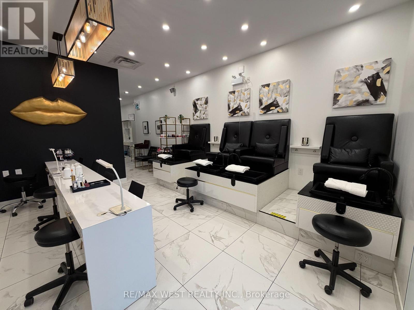 4 Rm#2 - 5027 Hurontario Street, Mississauga (Hurontario), Ontario  L4Z 3X6 - Photo 20 - W12928832