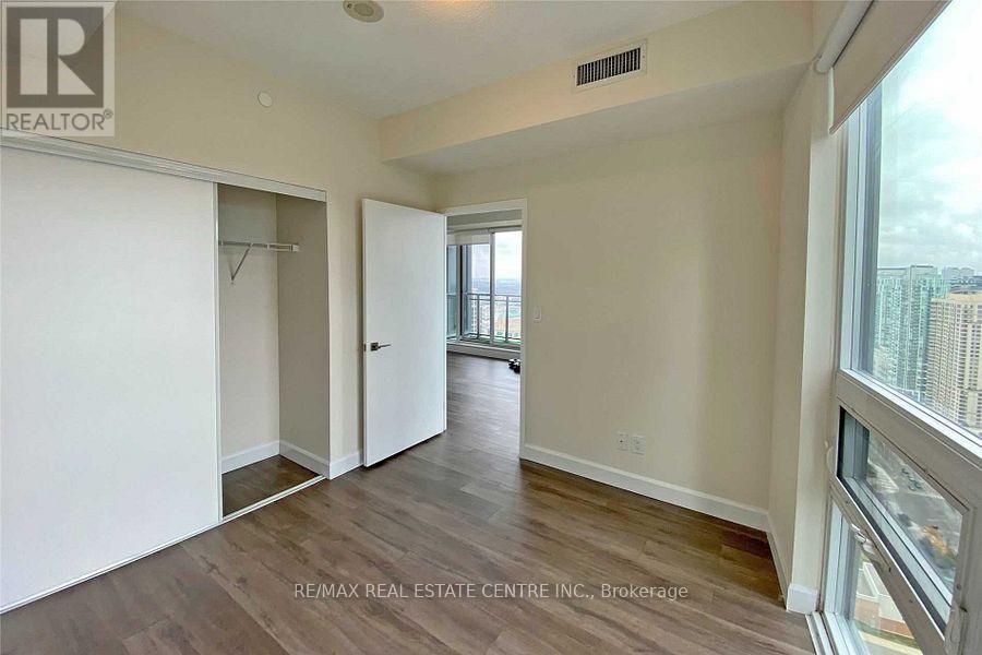 3309 - 510 Curran Place, Mississauga (Creditview), Ontario  L5B 0J8 - Photo 14 - W12928834