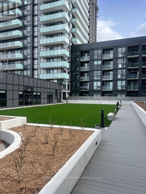 515 - 430 SQUARE ONE DRIVE, Mississauga, Ontario