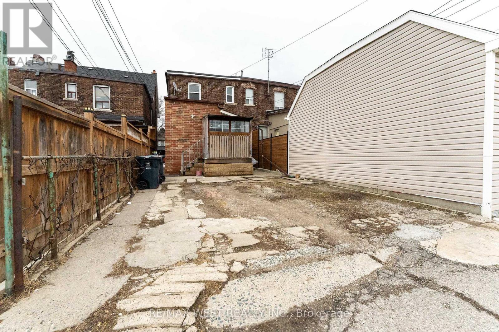 # Bsmt Ap - 12 Gillespie Avenue, Toronto, Ontario  M6N 2Y6 - Photo 19 - W12928858