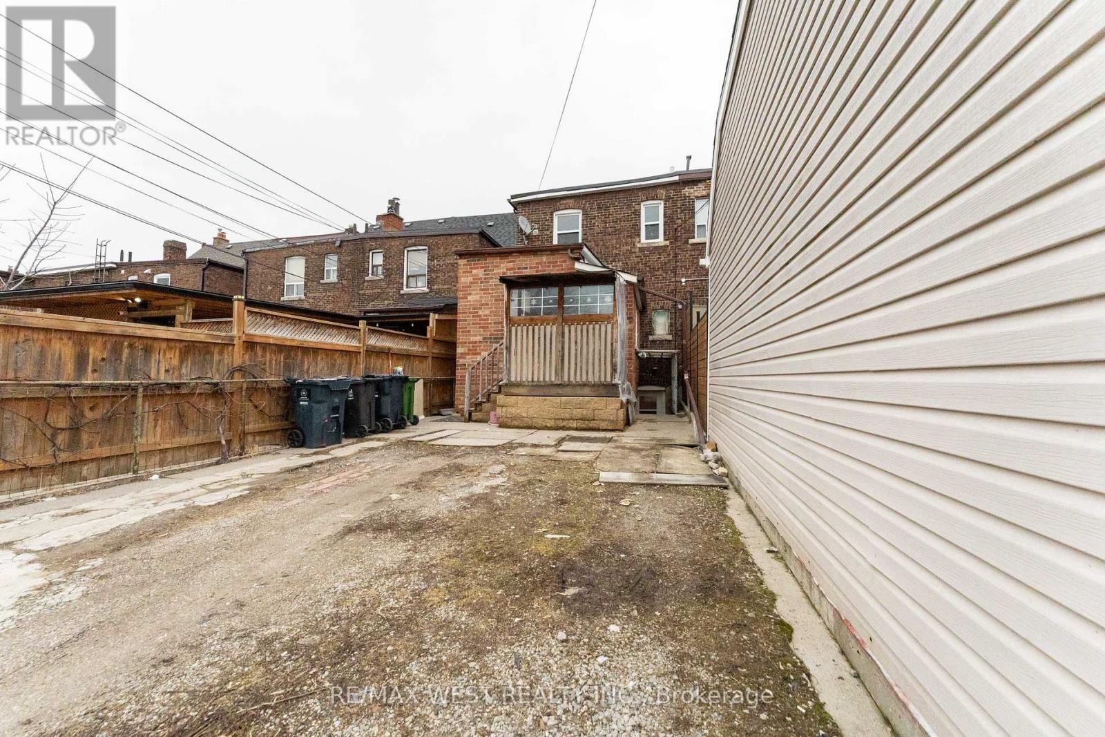 # Bsmt Ap - 12 Gillespie Avenue, Toronto, Ontario  M6N 2Y6 - Photo 20 - W12928858