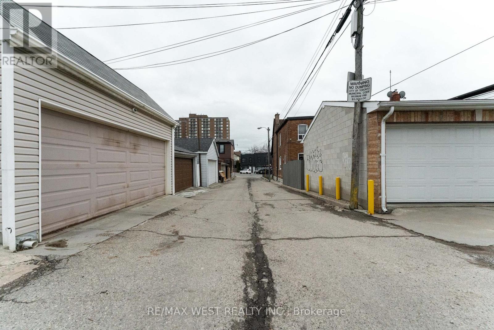 # Bsmt Ap - 12 Gillespie Avenue, Toronto, Ontario  M6N 2Y6 - Photo 22 - W12928858