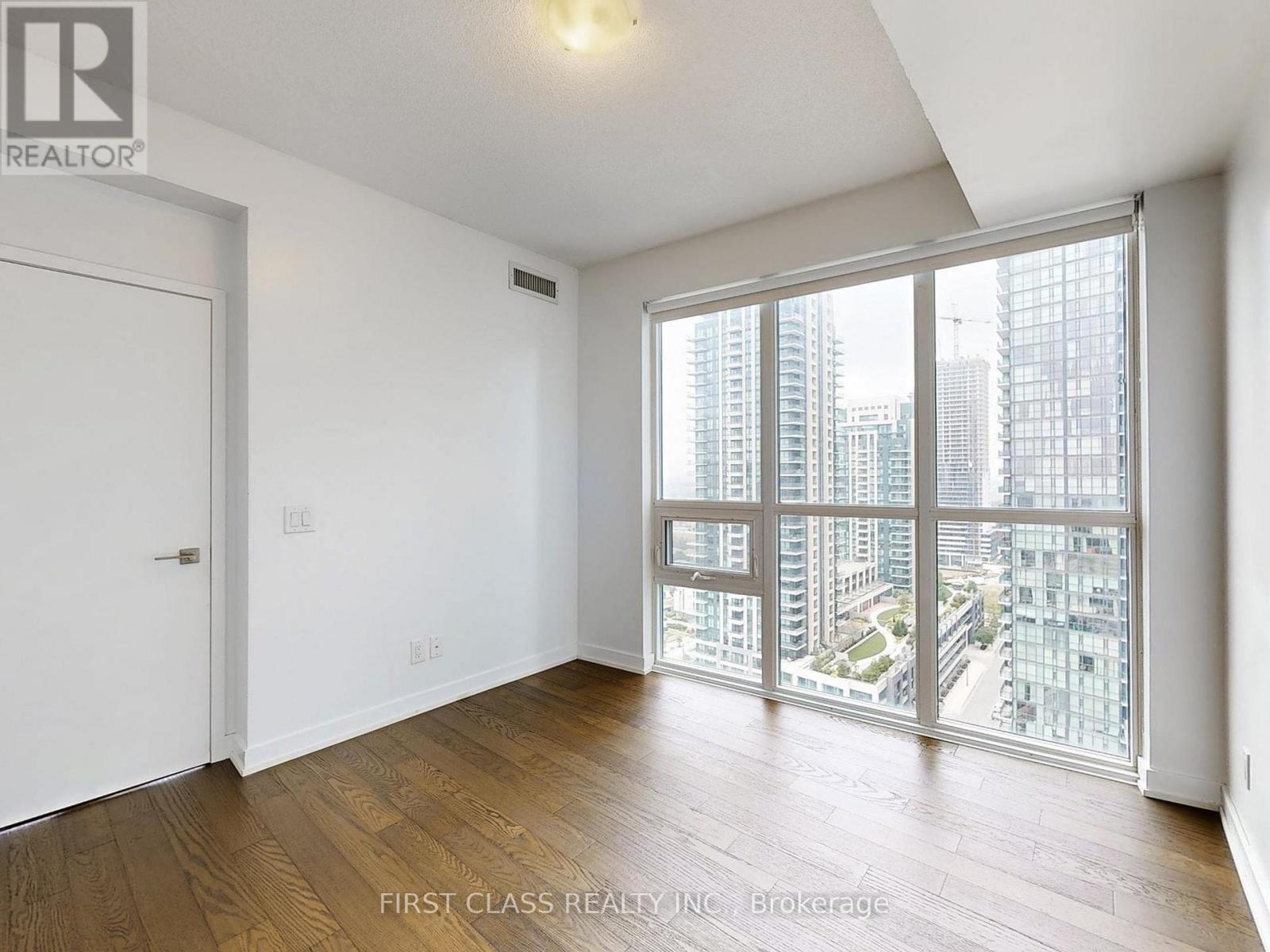 1802 - 4011 Brickstone Mews, Mississauga (Creditview), Ontario  L5B 0J7 - Photo 10 - W12928866