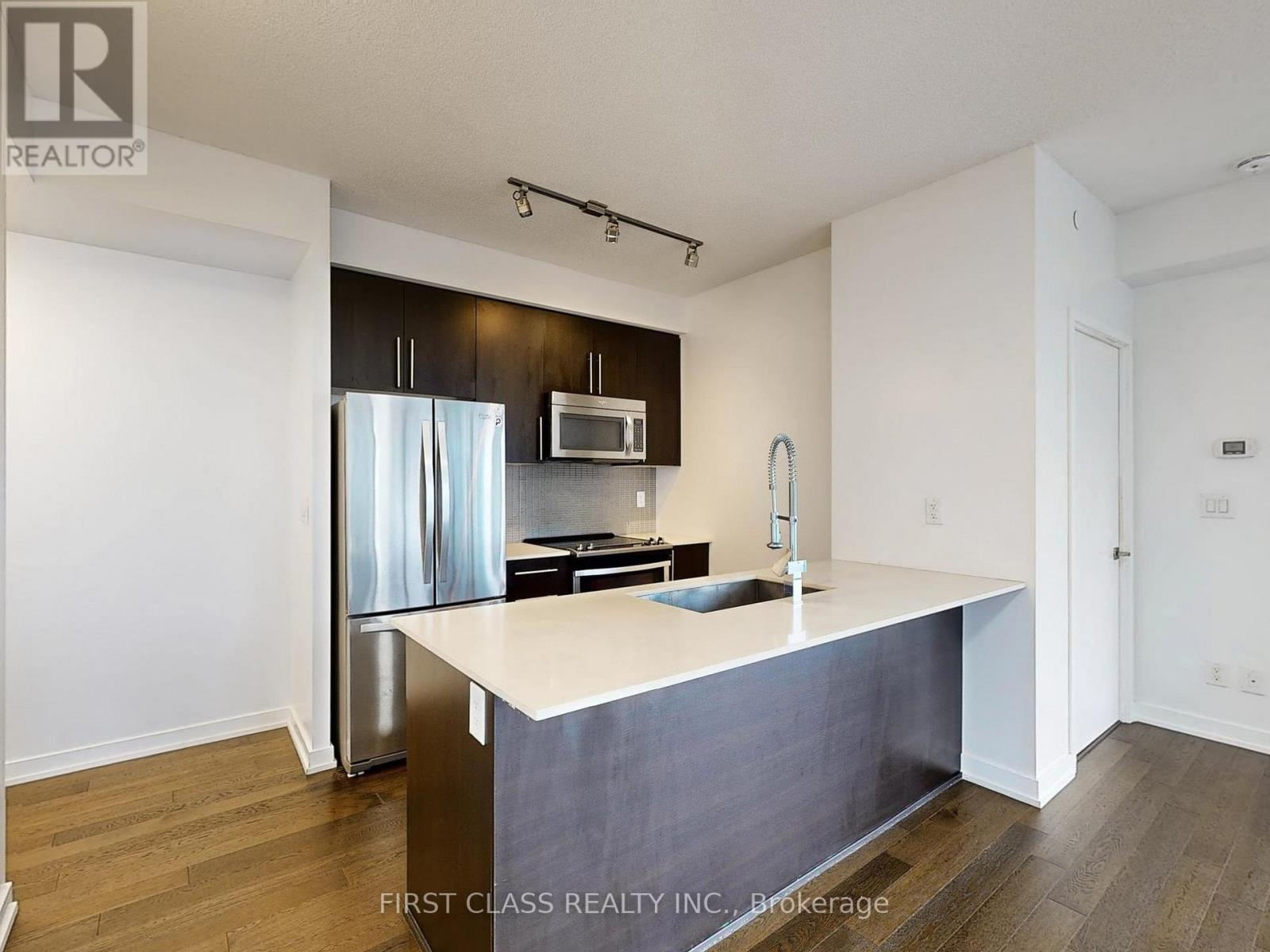 1802 - 4011 Brickstone Mews, Mississauga (Creditview), Ontario  L5B 0J7 - Photo 6 - W12928866