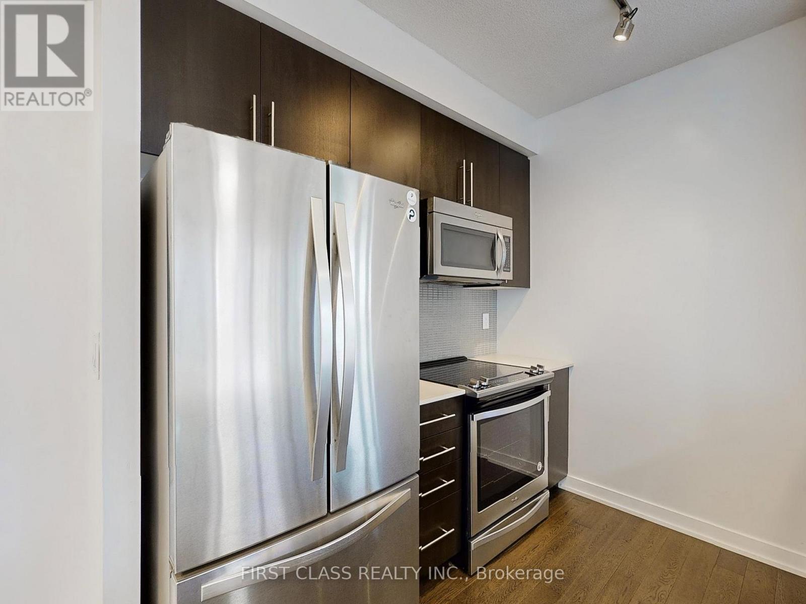 1802 - 4011 Brickstone Mews, Mississauga (Creditview), Ontario  L5B 0J7 - Photo 7 - W12928866