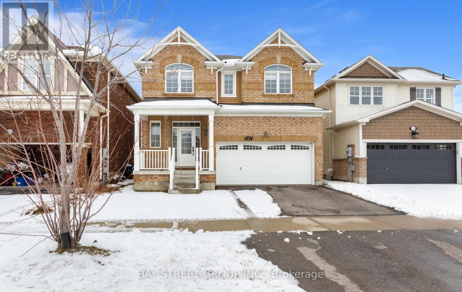 1034 Savoline Boulevard, Milton (Ha Harrison), Ontario  L9T 8P3 - Photo 2 - W12928886