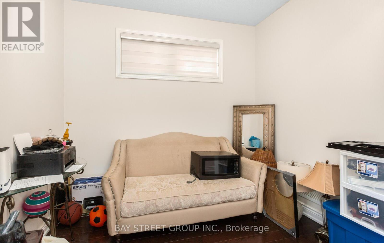 1034 Savoline Boulevard, Milton (Ha Harrison), Ontario  L9T 8P3 - Photo 6 - W12928886