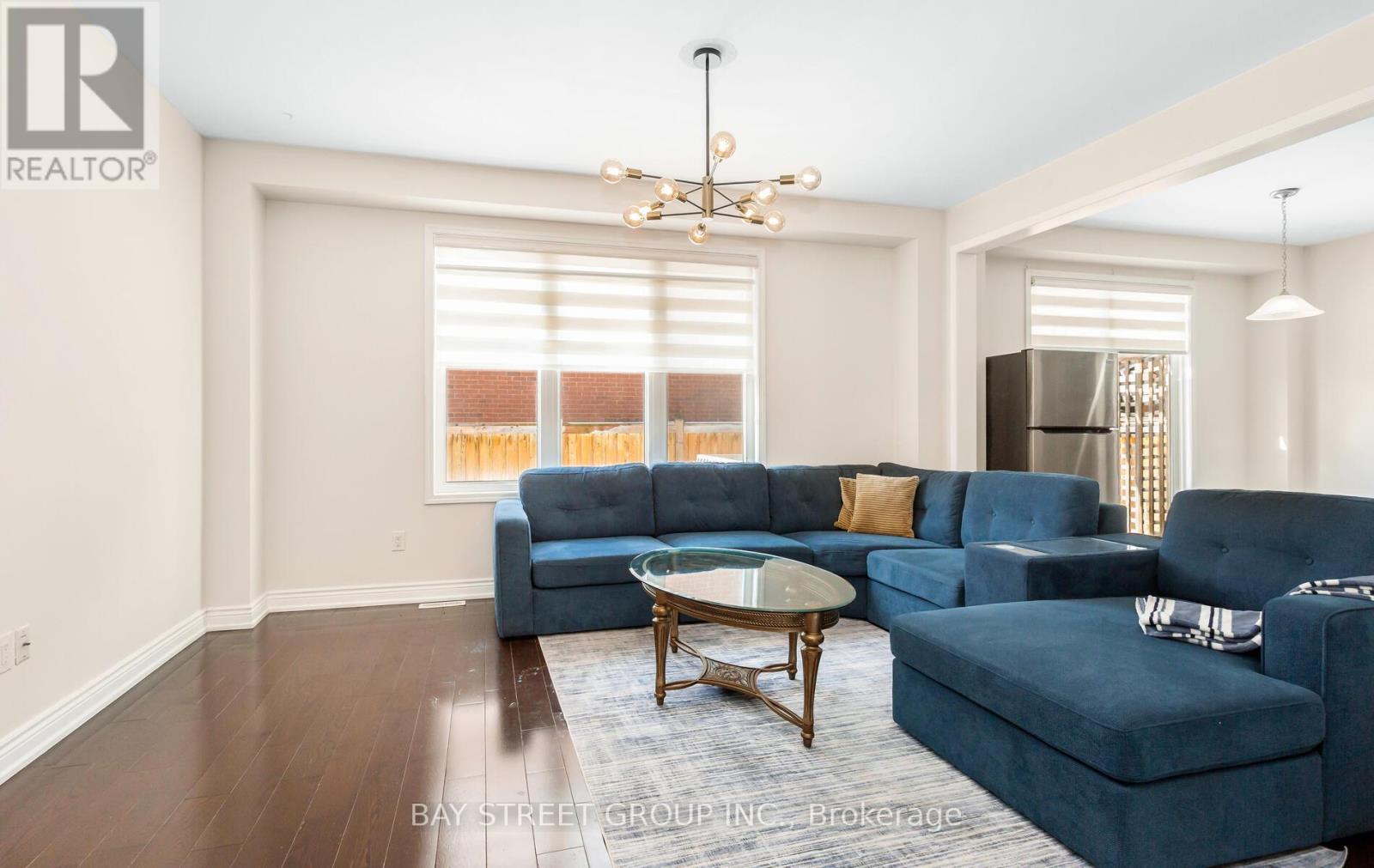 1034 Savoline Boulevard, Milton (Ha Harrison), Ontario  L9T 8P3 - Photo 9 - W12928886