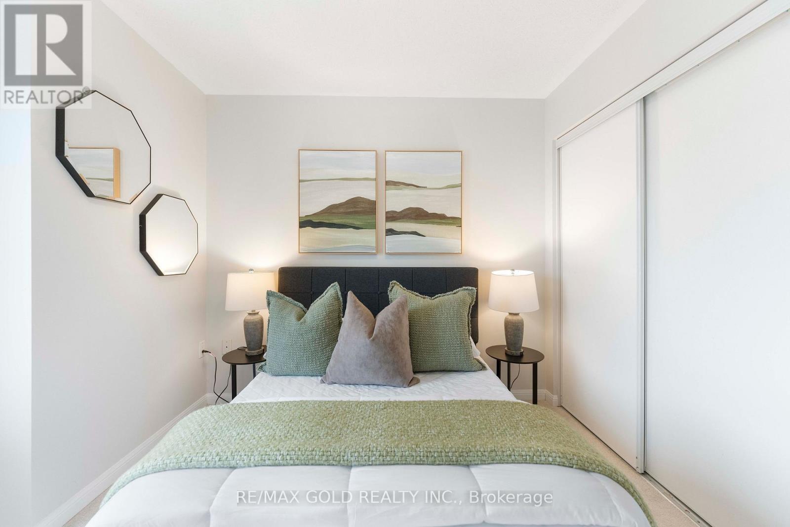 323 Dymott Avenue, Milton, Ontario  L9T 0Z4 - Photo 35 - W12928910