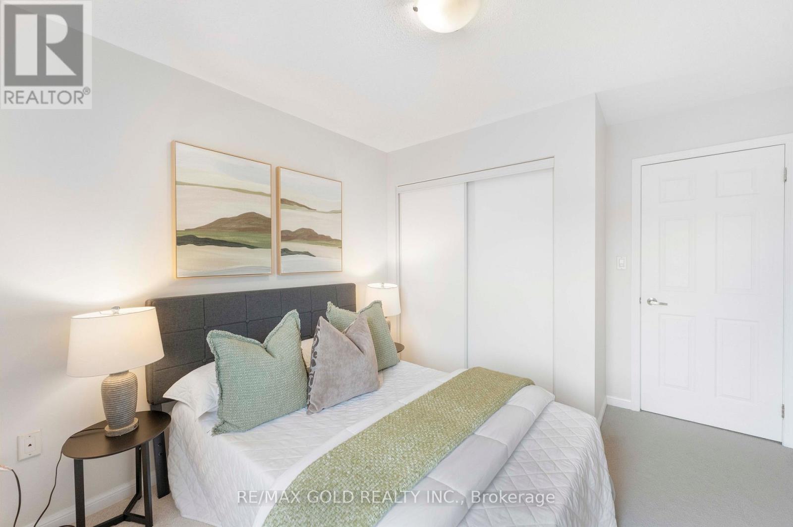 323 Dymott Avenue, Milton, Ontario  L9T 0Z4 - Photo 36 - W12928910