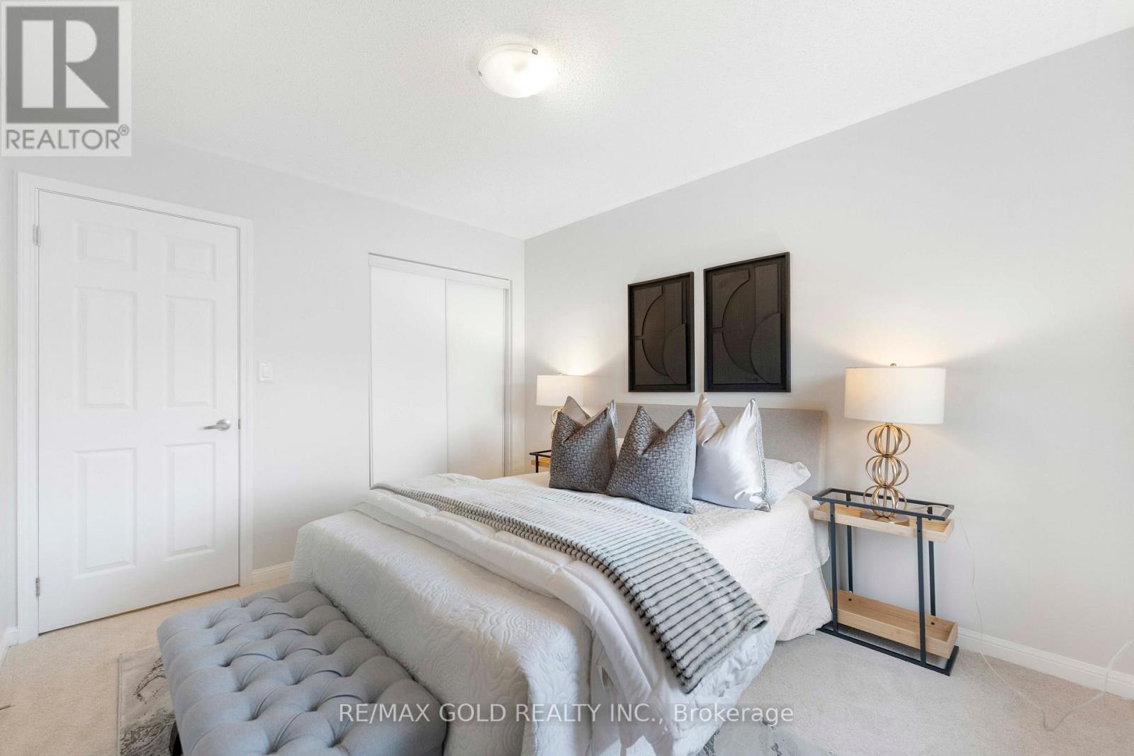 323 Dymott Avenue, Milton, Ontario  L9T 0Z4 - Photo 38 - W12928910