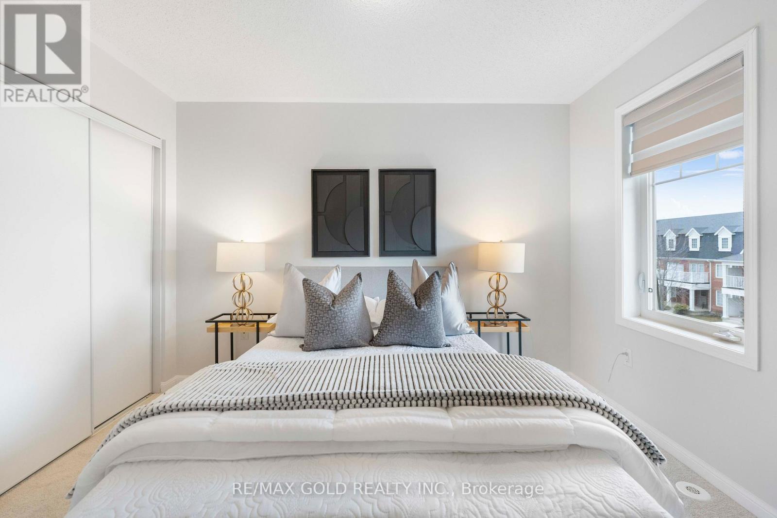 323 Dymott Avenue, Milton, Ontario  L9T 0Z4 - Photo 39 - W12928910