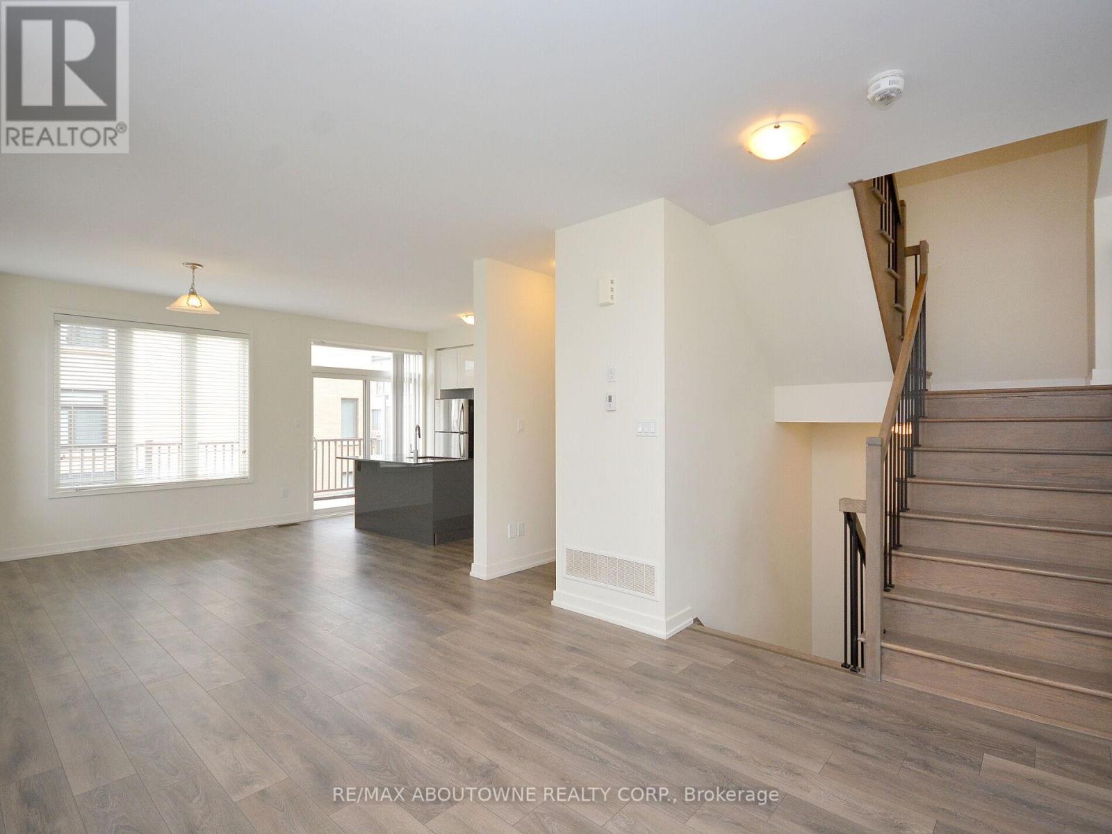 331 Squire Crescent, Oakville (Go Glenorchy), Ontario  L6H 0L9 - Photo 12 - W12928970