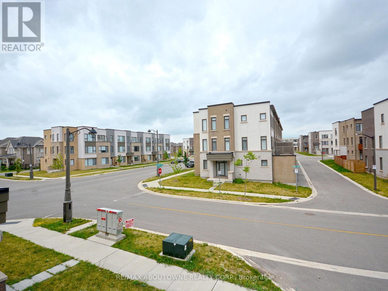 331 Squire Crescent, Oakville (Go Glenorchy), Ontario  L6H 0L9 - Photo 20 - W12928970