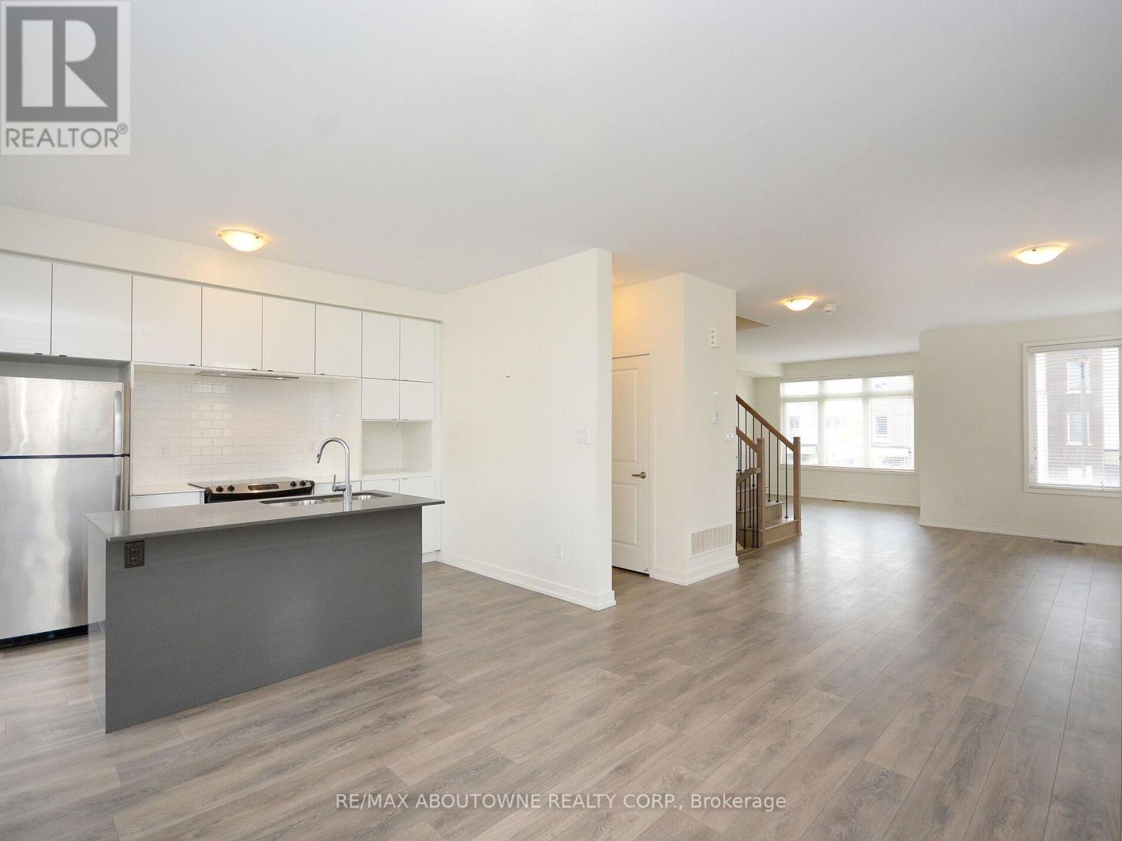 331 Squire Crescent, Oakville (Go Glenorchy), Ontario  L6H 0L9 - Photo 22 - W12928970