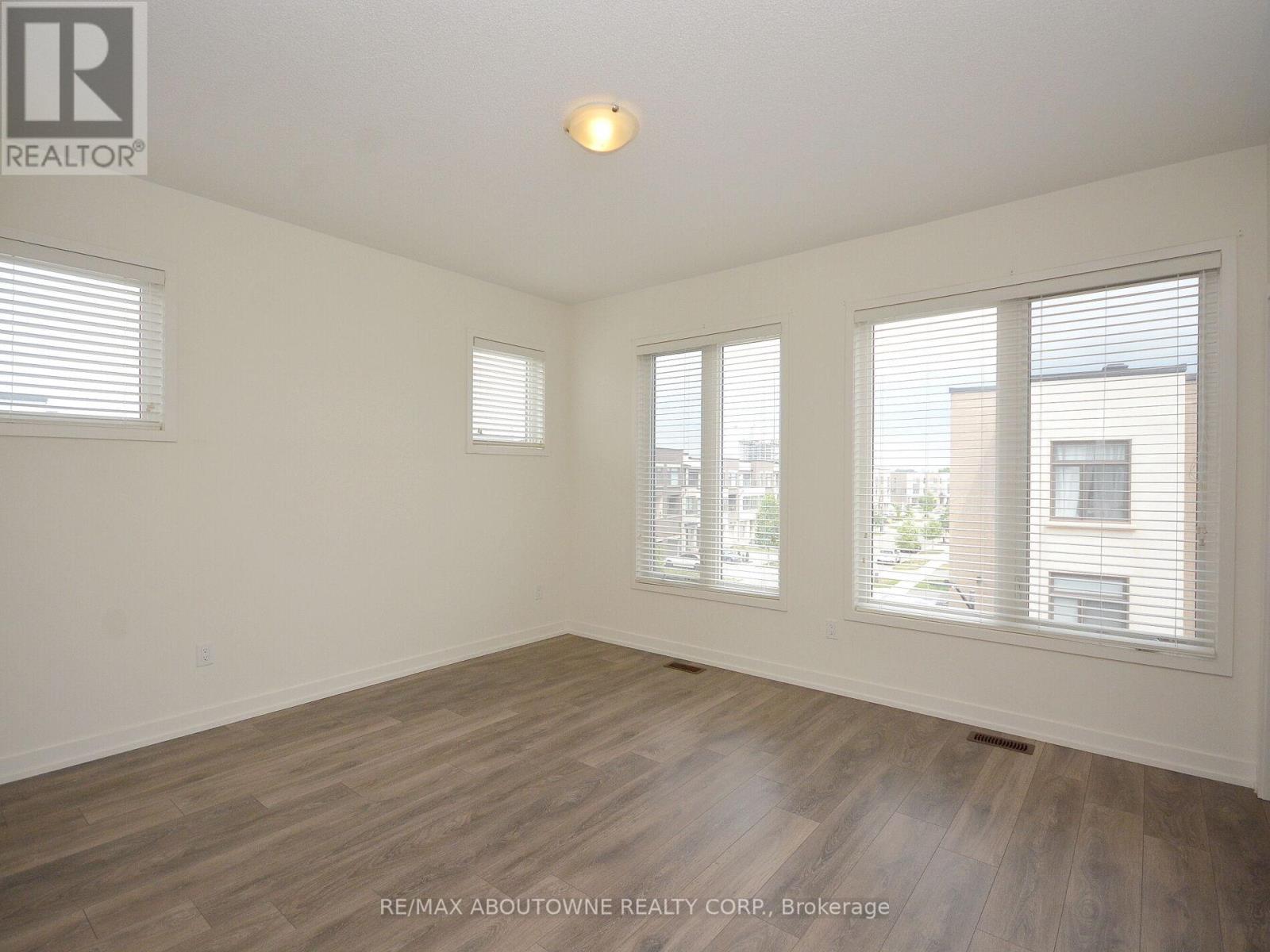 331 Squire Crescent, Oakville (Go Glenorchy), Ontario  L6H 0L9 - Photo 31 - W12928970