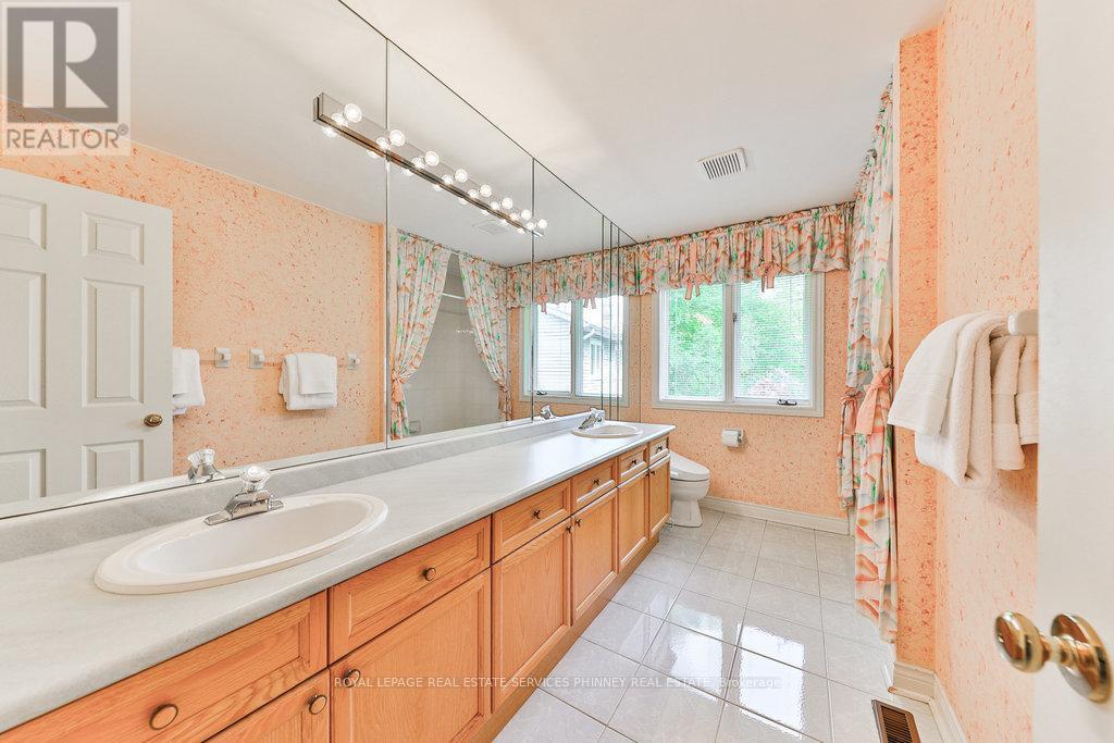 3952 Rolling Valley Drive, Mississauga (Erin Mills), Ontario  L5L 5V9 - Photo 20 - W12928996