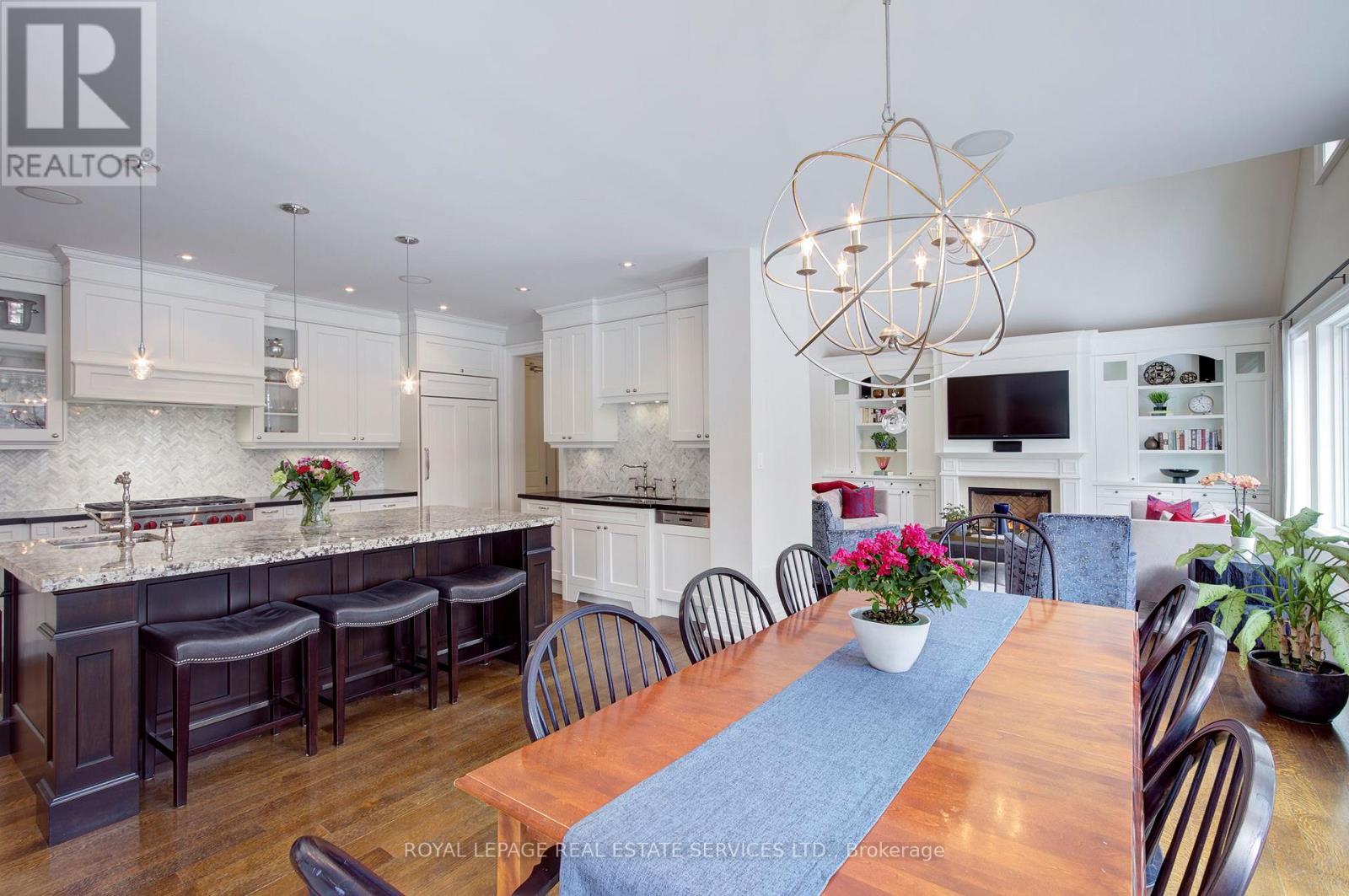 461 Copeland Court, Oakville, Ontario  L6J 4B8 - Photo 19 - W12929018