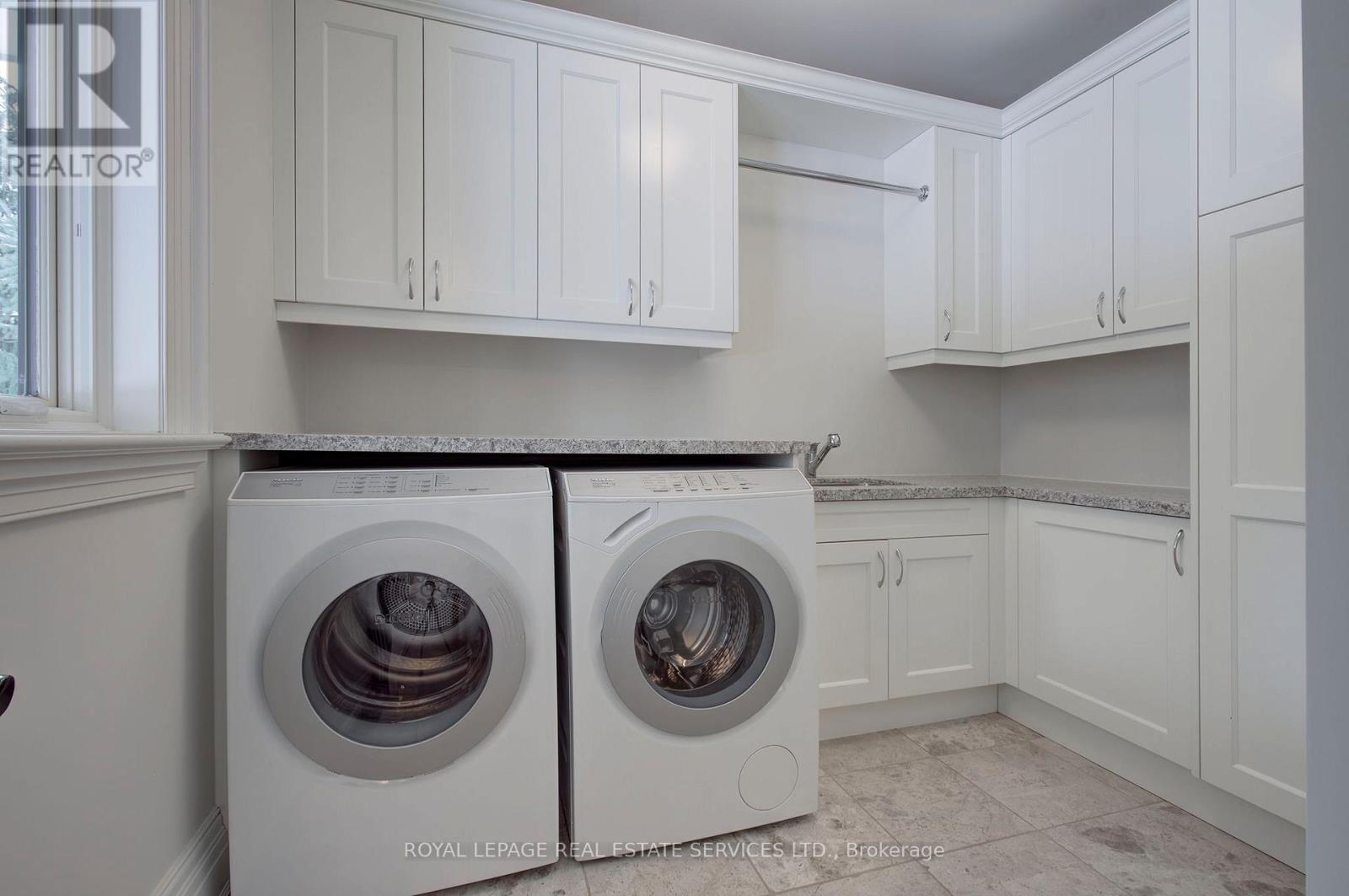 461 Copeland Court, Oakville, Ontario  L6J 4B8 - Photo 23 - W12929018