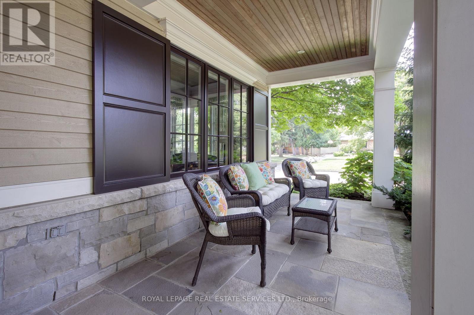 461 Copeland Court, Oakville, Ontario  L6J 4B8 - Photo 6 - W12929018