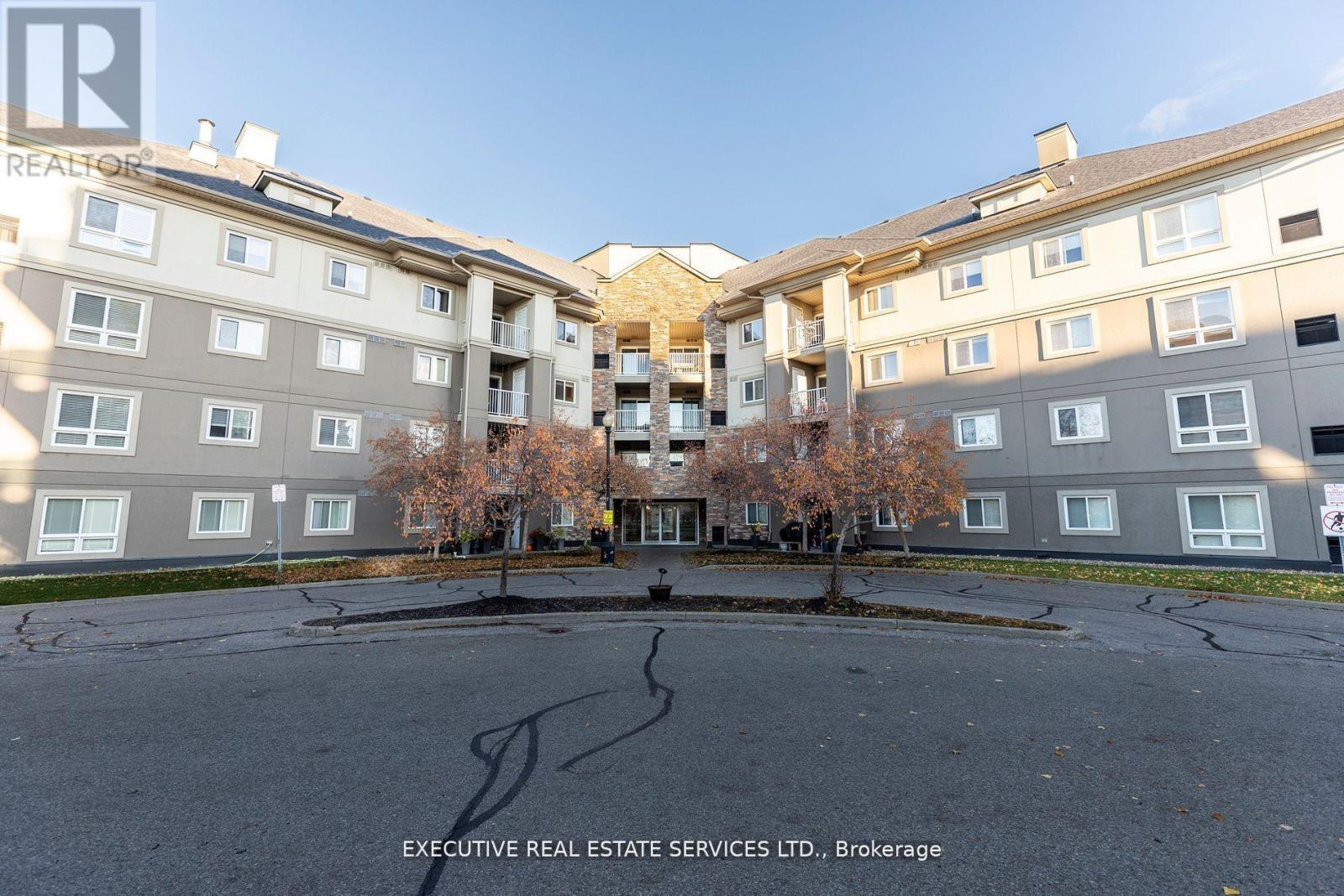 #203 - 4 DAYSPRING CIRCLE, Brampton, Ontario