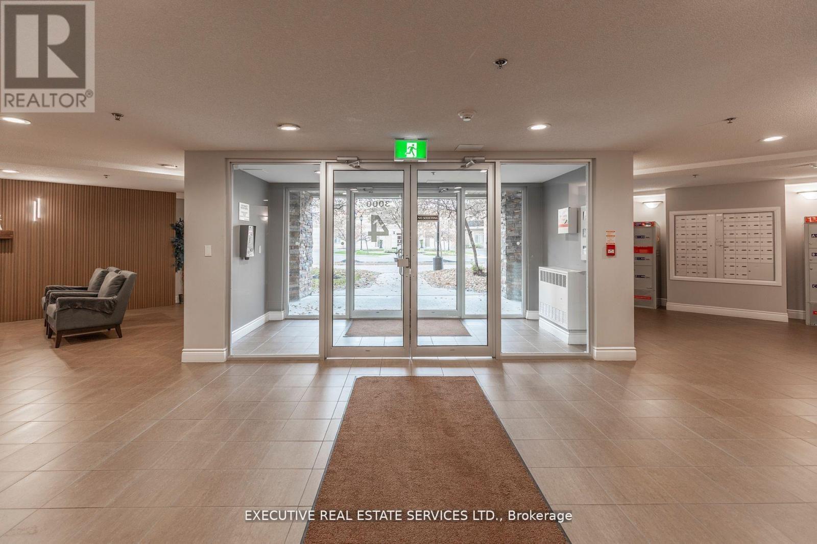 #203 - 4 Dayspring Circle, Brampton, Ontario  L6P 2Z5 - Photo 41 - W12929020